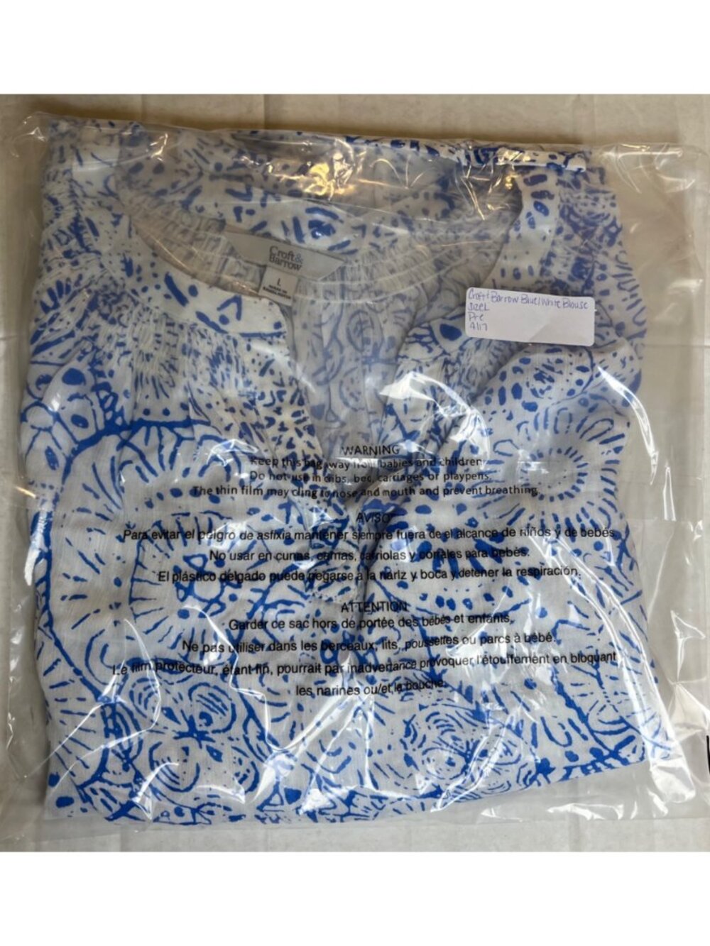 Croft and Barrow Blue White Blouse - Picture 10 of 10